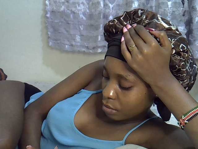 Ebonysly live cam on BongaCams