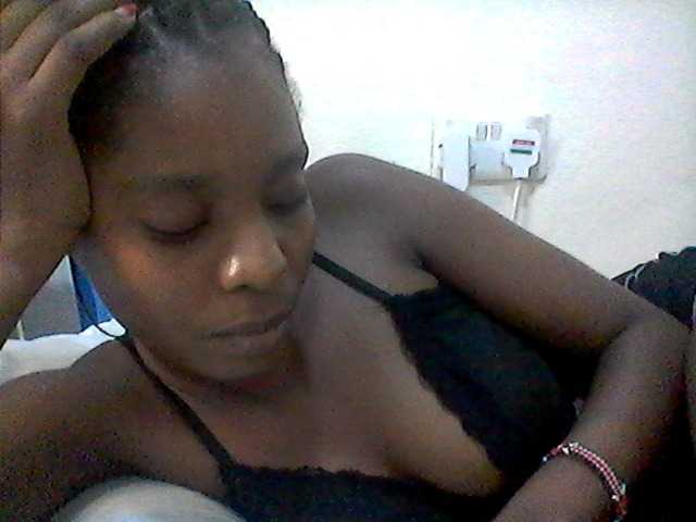 Ebonysly live cam on BongaCams
