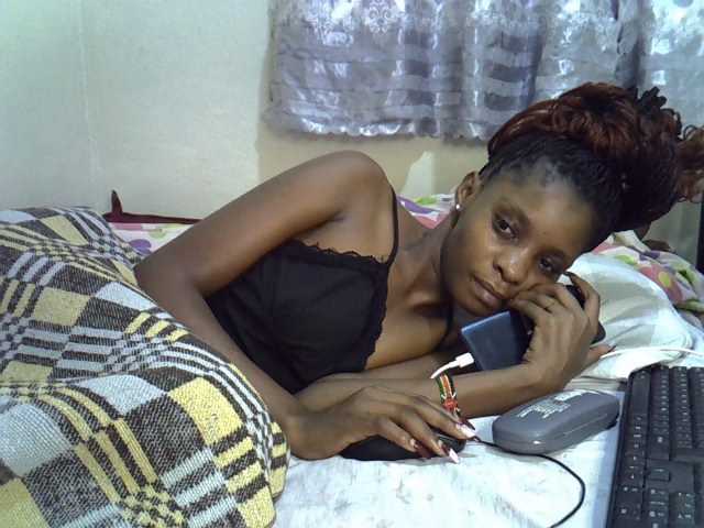 Ebonysly live cam on BongaCams