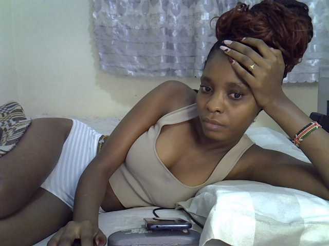 Ebonysly live cam on BongaCams