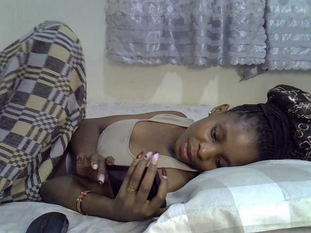 Ebonysly live cam on BongaCams