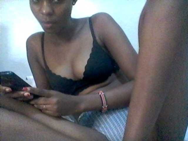 Ebonysly live cam on BongaCams