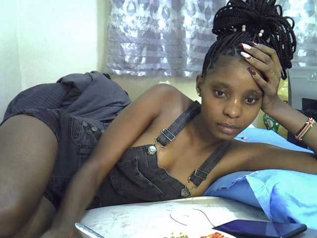 Ebonysly live cam on BongaCams