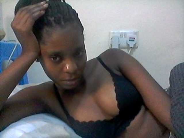 Ebonysly live cam on BongaCams