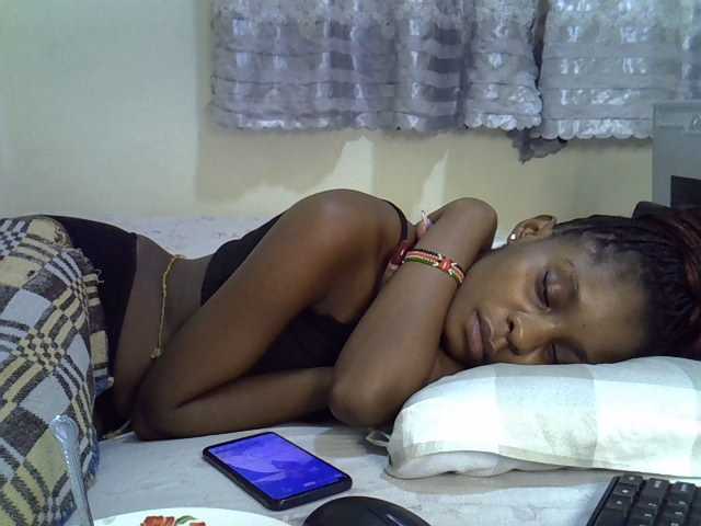 Ebonysly live cam on BongaCams
