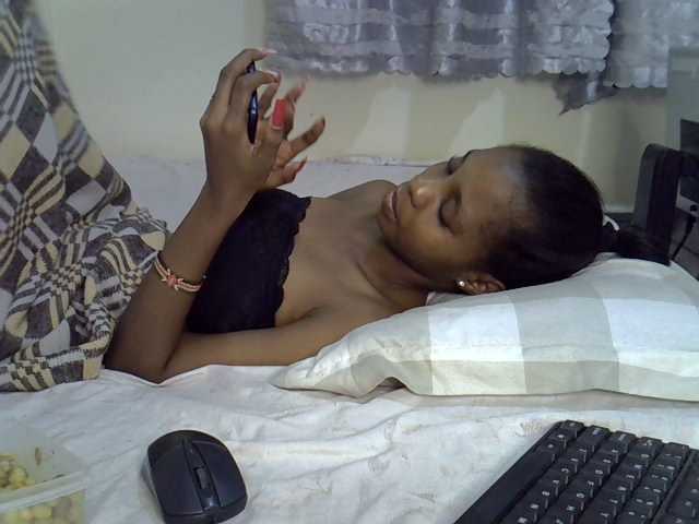 Ebonysly live cam preview