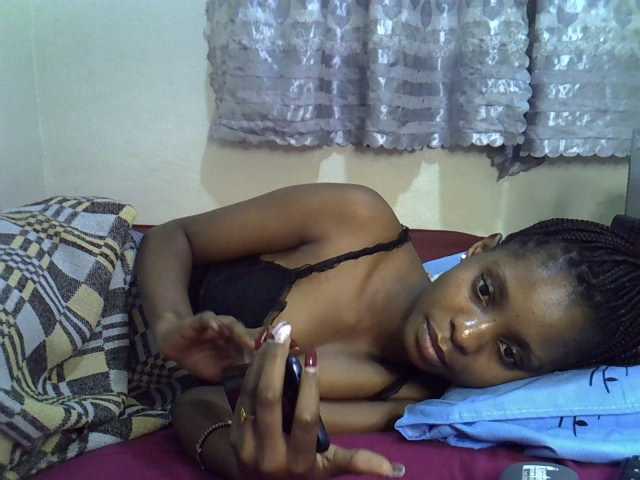 Ebonysly live cam on BongaCams