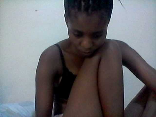 Ebonysly live cam on BongaCams