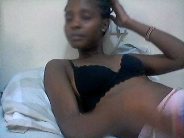Ebonysly live cam on BongaCams