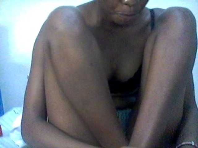 Ebonysly live cam on BongaCams