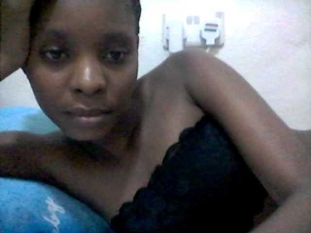 Ebonysly live cam on BongaCams