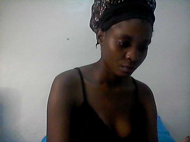Ebonysly live cam on BongaCams