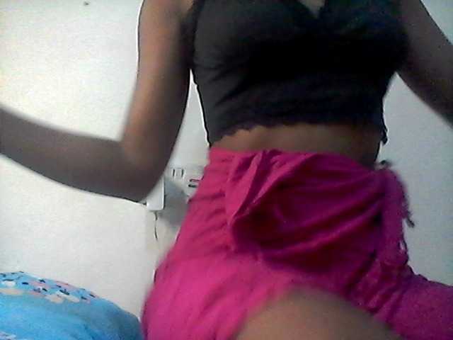 Ebonysly live cam on BongaCams