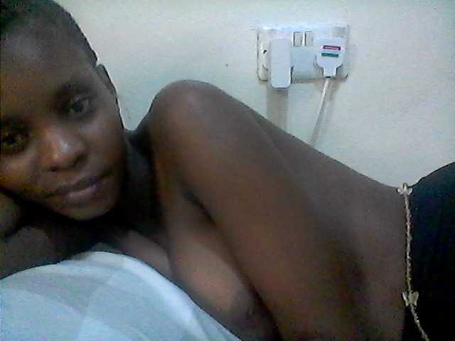 Ebonysly live cam on BongaCams