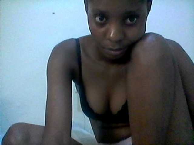 Ebonysly live cam on BongaCams