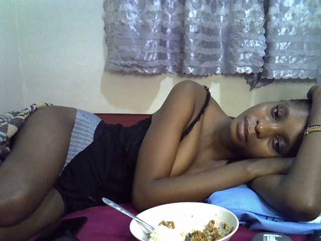 Ebonysly live cam on BongaCams