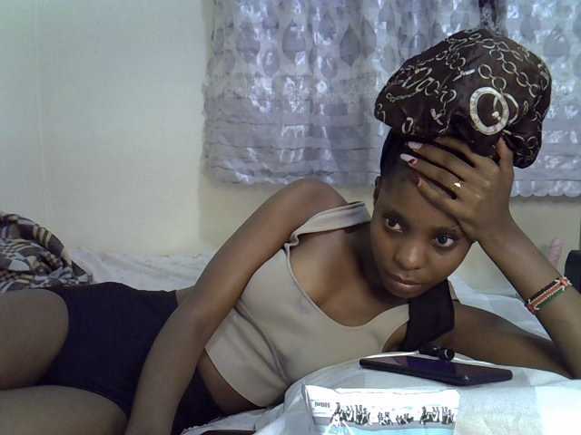Ebonysly live cam on BongaCams