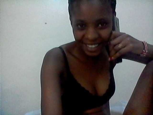 Ebonysly live cam on BongaCams
