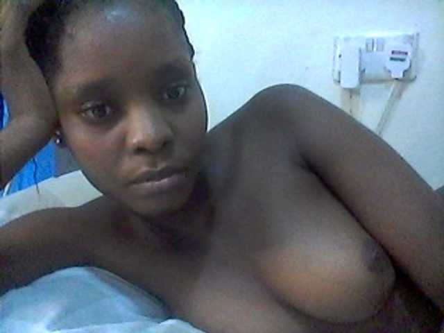 Ebonysly live cam on BongaCams