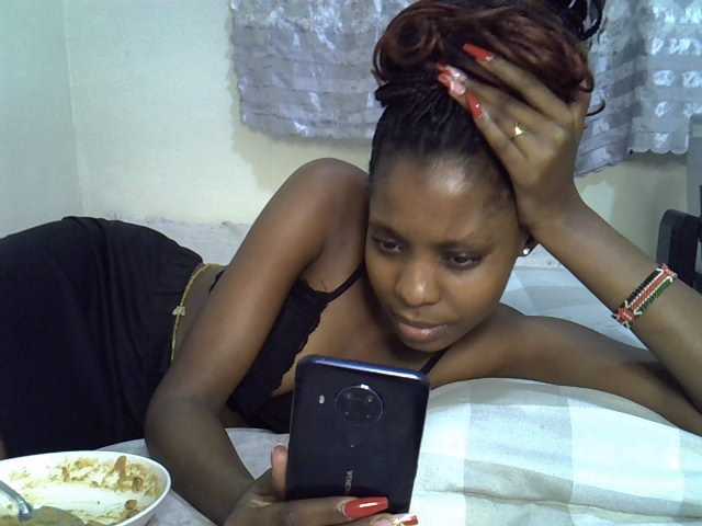 Ebonysly live cam on BongaCams