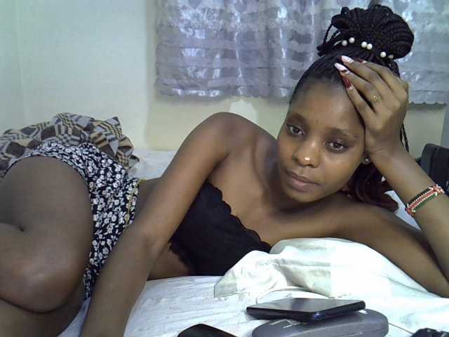 Ebonysly live cam on BongaCams