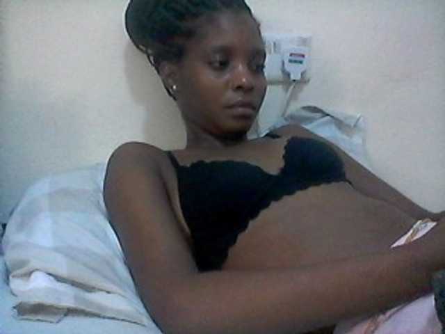 Ebonysly live cam on BongaCams