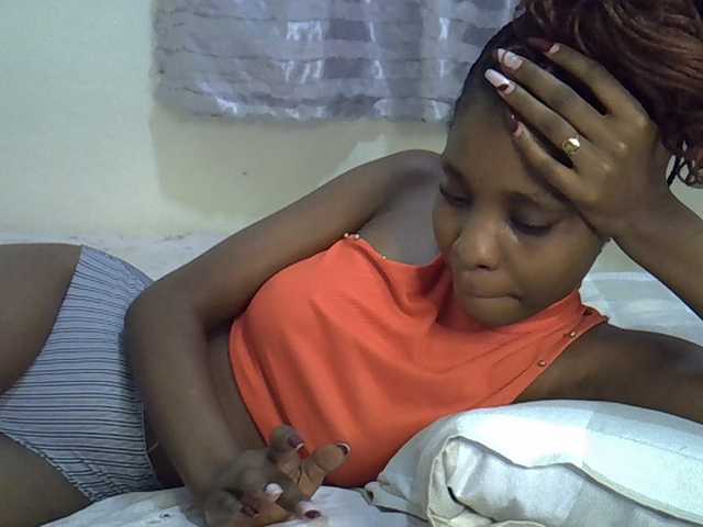 Ebonysly live cam on BongaCams
