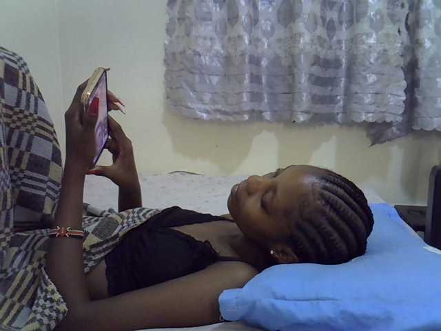 Ebonysly live cam on BongaCams