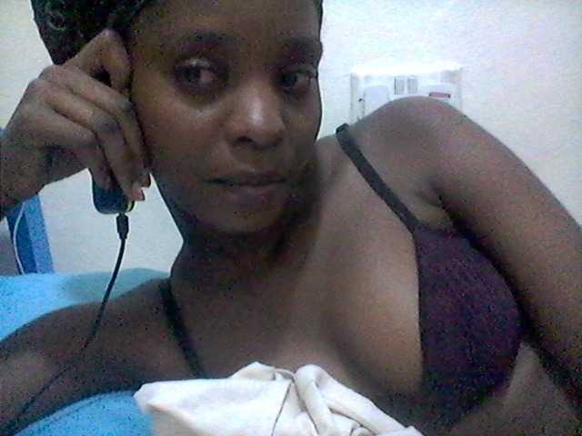 Ebonysly live cam on BongaCams