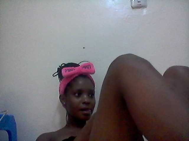 Ebonysly live cam on BongaCams