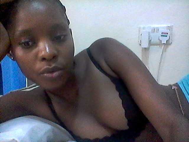 Ebonysly live cam on BongaCams