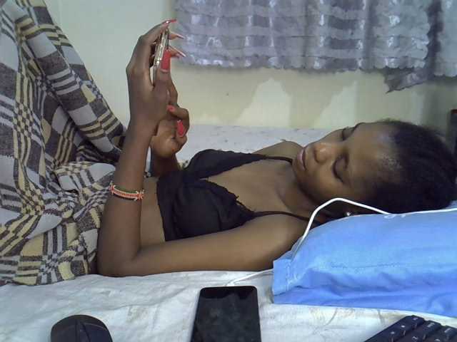 Ebonysly live cam preview