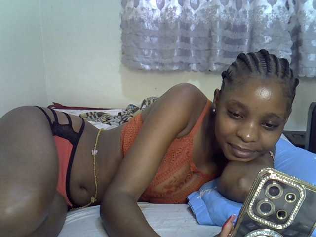 Ebonysly live cam on BongaCams