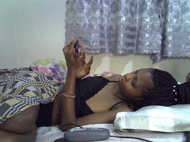 Ebonysly live cam on BongaCams