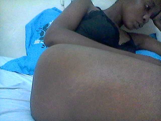 Ebonysly live cam on BongaCams