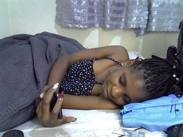 Ebonysly live cam on BongaCams