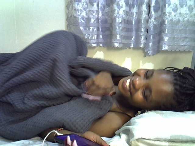 Ebonysly live cam on BongaCams