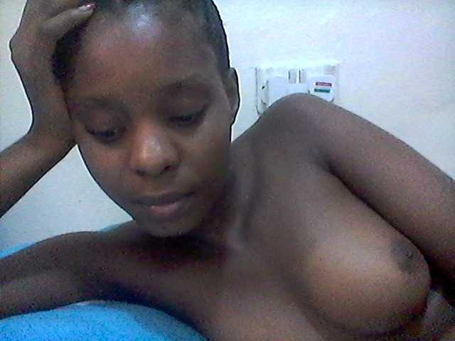 Ebonysly live cam on BongaCams