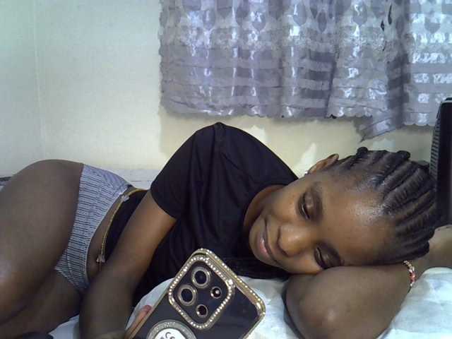 Ebonysly live cam on BongaCams
