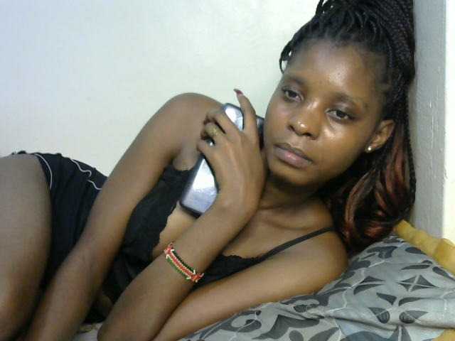 Ebonysly live cam on BongaCams