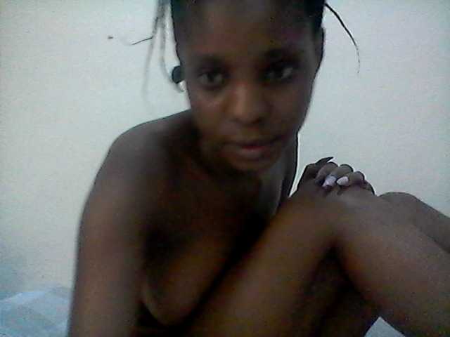Ebonysly live cam on BongaCams