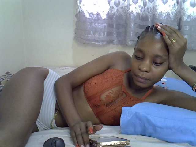 Ebonysly live cam on BongaCams