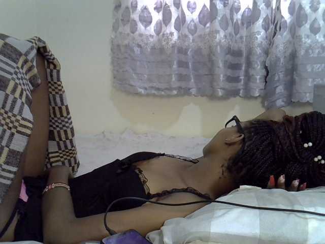 Ebonysly live cam on BongaCams
