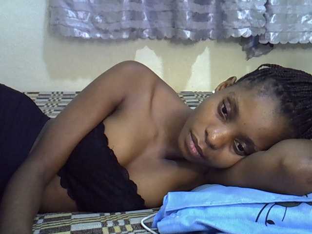 Ebonysly live cam on BongaCams