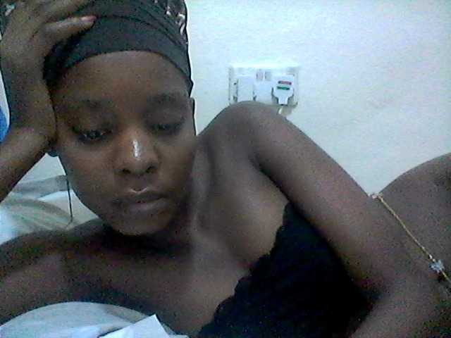 Ebonysly live cam on BongaCams
