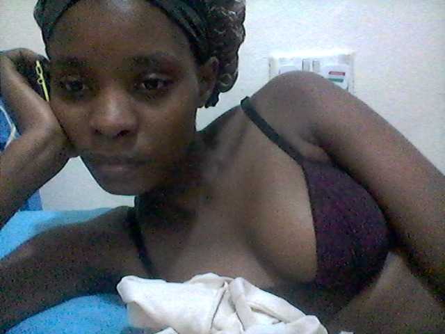 Ebonysly live cam on BongaCams