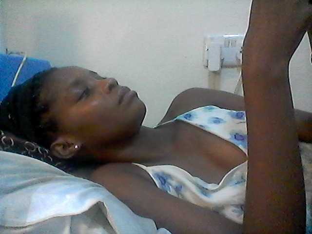 Ebonysly live cam on BongaCams