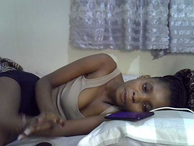 Ebonysly live cam on BongaCams