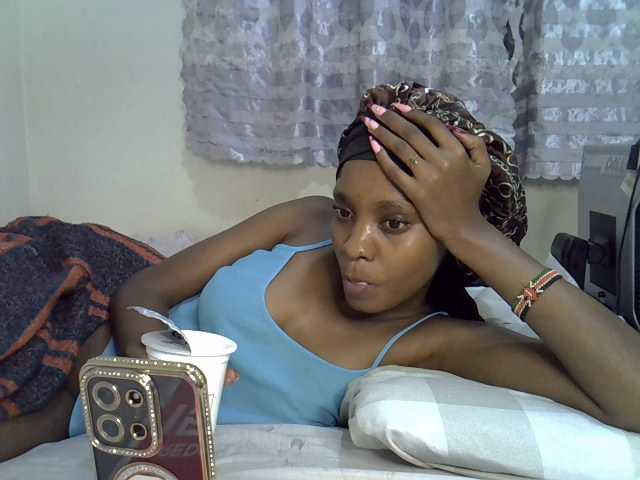 Ebonysly live cam on BongaCams