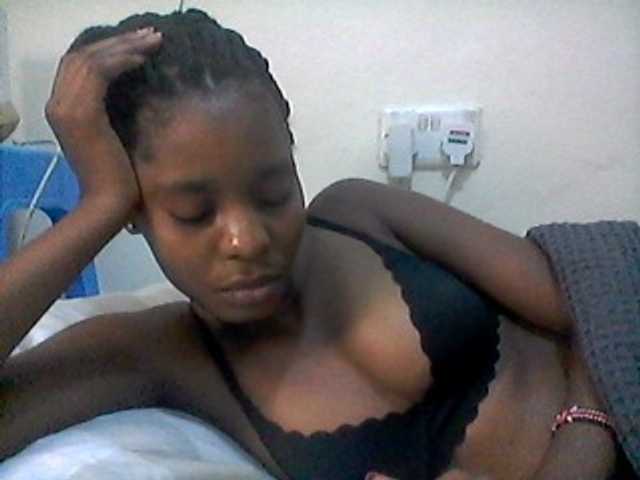 Ebonysly live cam on BongaCams